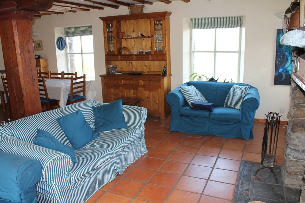 Plenty of seating for larger groups...