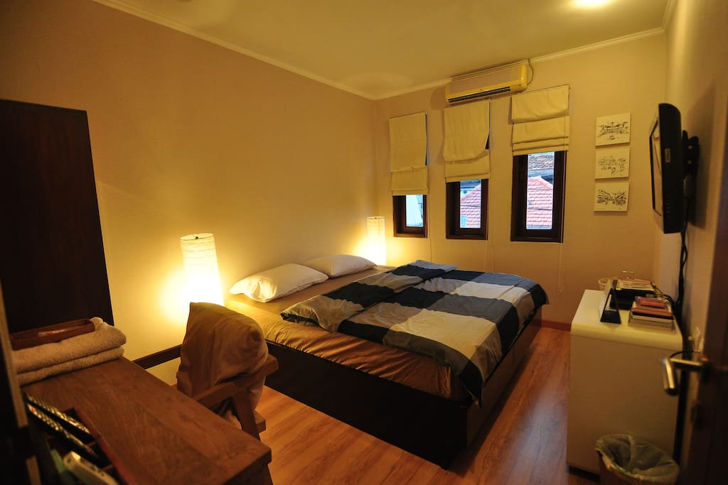 Your Private Room : filling with Indonesian ornament