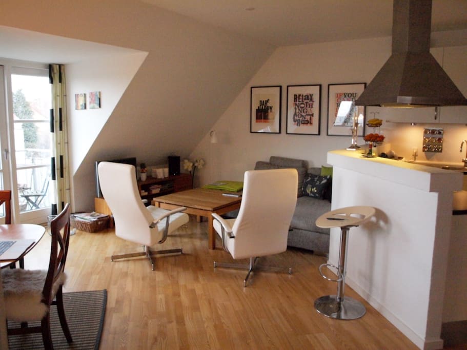 Hyggelig lys taglejlighed med altan flats for rent in Ã
byhøj
