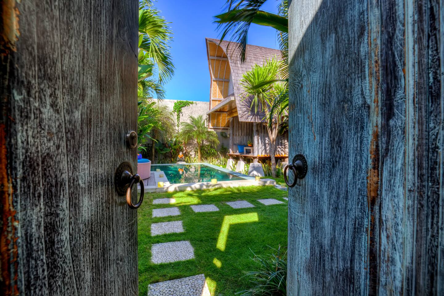 Romantic luxury escape seminyak villa's te huur in kuta