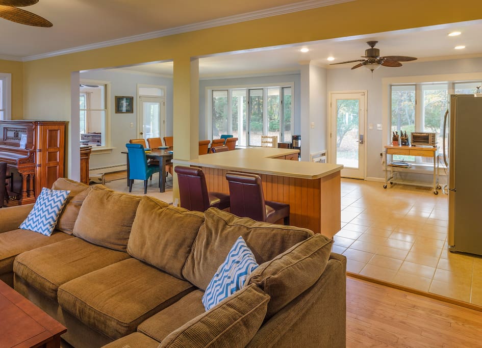 Chesapeake Bay Beachfront Estate Houses for Rent in Reedville