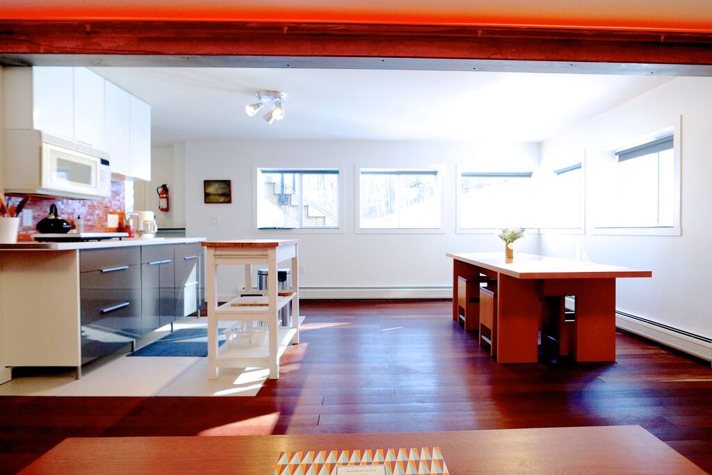 Designer flat, amazing setting. Houses for Rent in Rosendale