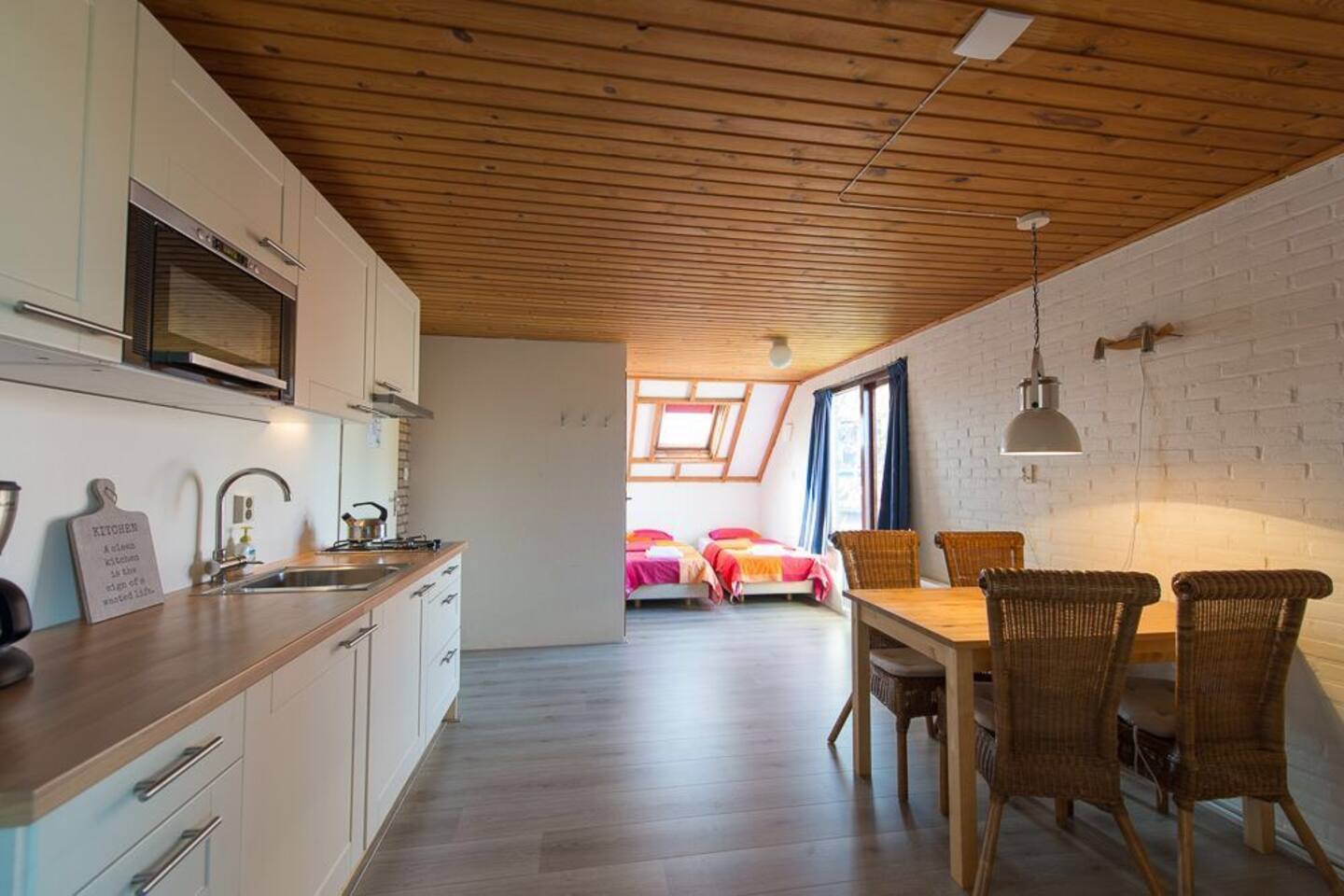 Top 20 vakantiehuizen nes, vakantiewoningen & appartementen ...