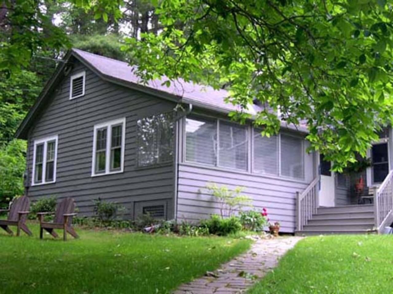 Berkshire Mountain Cottage Houses for Rent in Alford