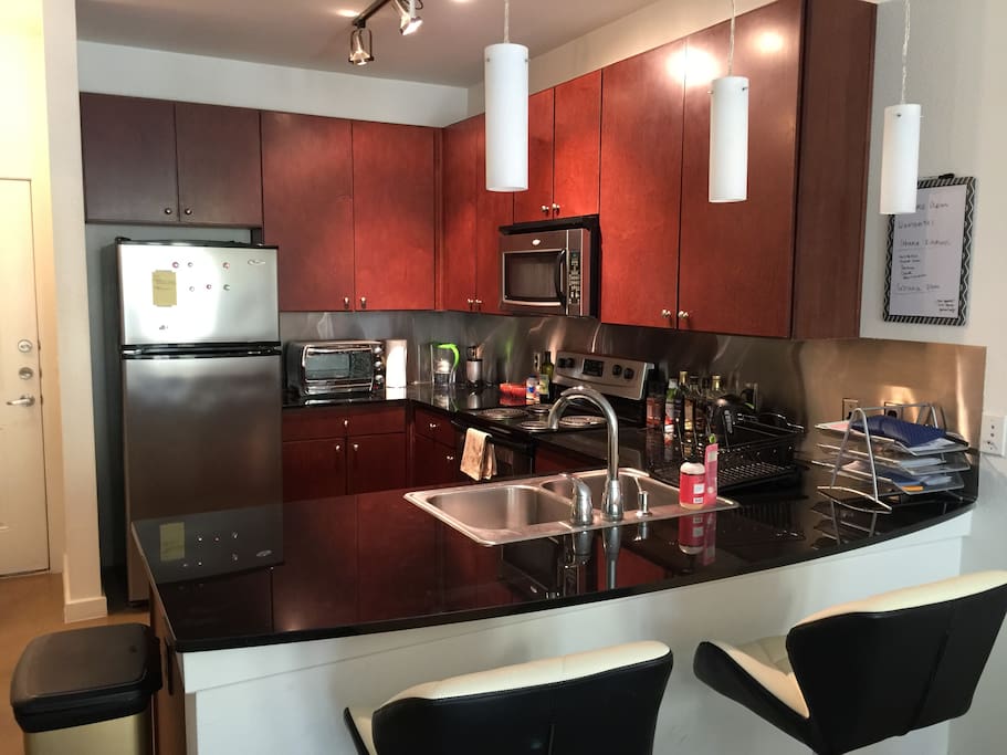 ... Austin Location + Spacious 1 Bedroom - Apartments for Rent in Austin