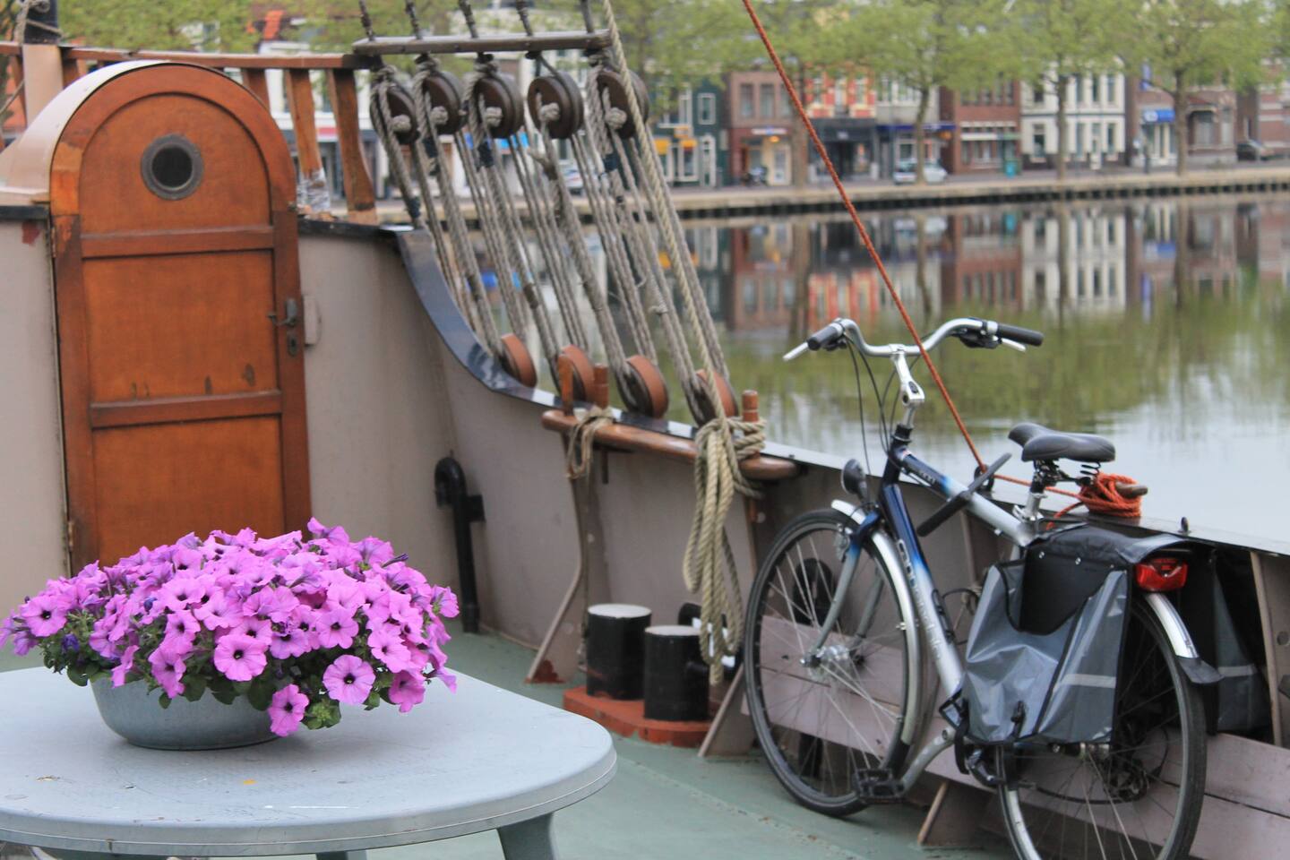 Top 20 wormerveer vacation rentals, vacation homes & condo rentals ... Up kleine slaapkamers vrijwel