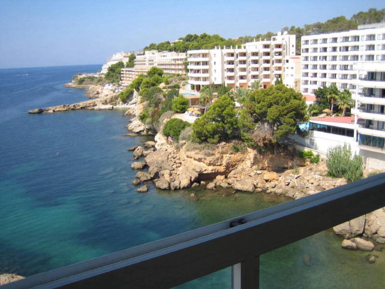 Santa ponsa direkt am meer mit super blick appartementen te ... Wunderschne bedden en ruimte