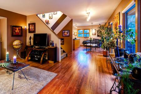 Top Floor in Treehouse Castle