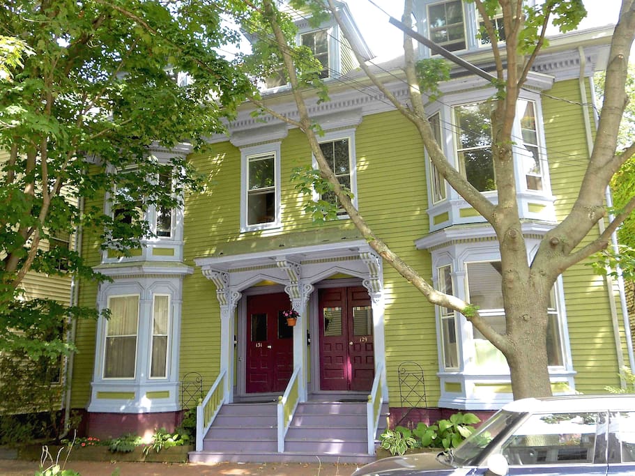 Charming West End Victorian Apartments for Rent in Portland