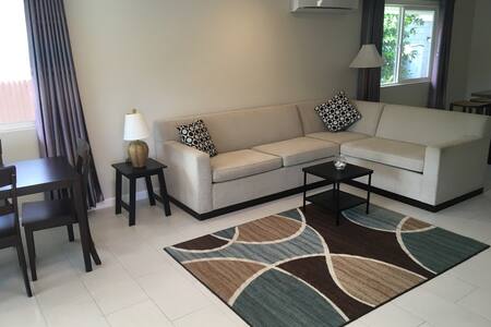 Waikiki Beach Bedroom Big Nice Home - Honolulu