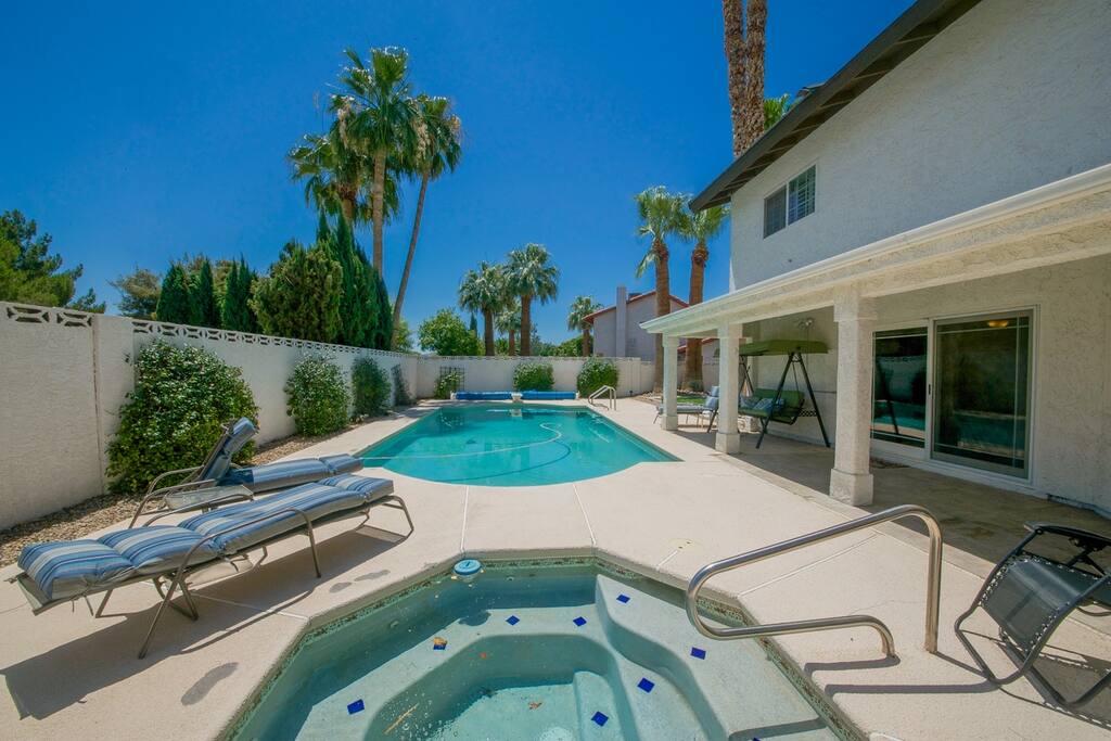 Luxurious 5BR near Las Vegas Strip