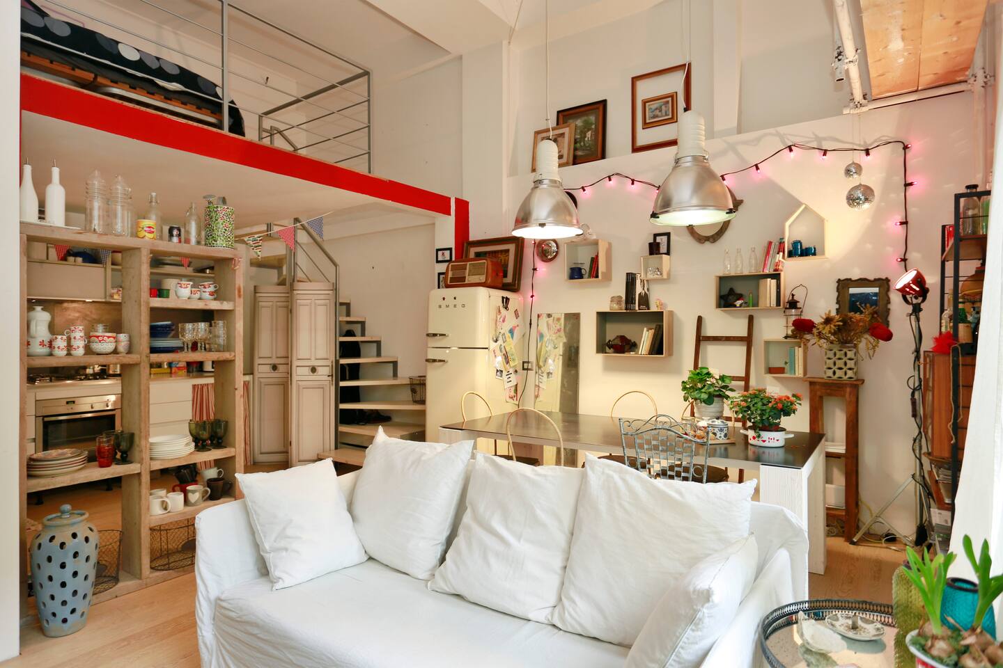 Alino's house experience wifi lofts for rent in firenze Creativo soffitto Botte
