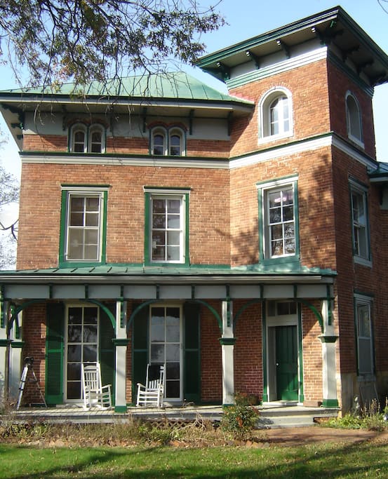 SpectacularView,BreathtakingBeauty! Bed & Breakfasts for Rent in Amherst