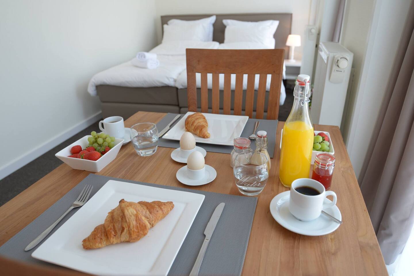 Top 20 vakantiehuizen de cocksdorp, vakantiewoningen ... Woonkamer bruin berry