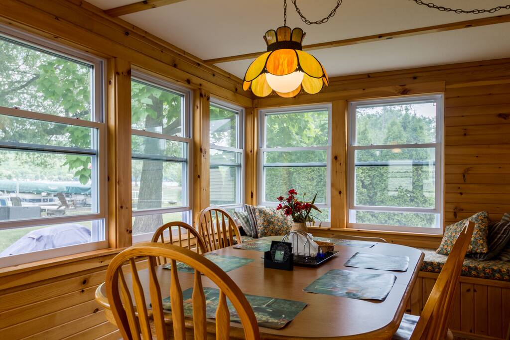 Charming New Lakefront Cottage Houses for Rent in Honeoye