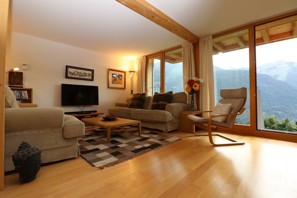Paradise! Quiet, great views, 3 bedrooms in Wengen
