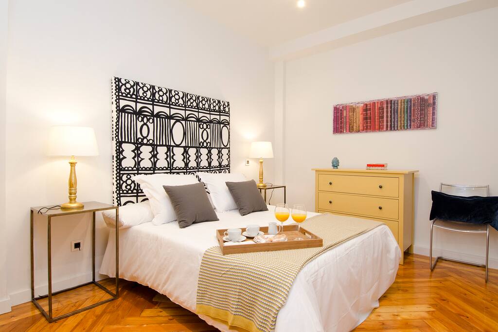 La cama doble