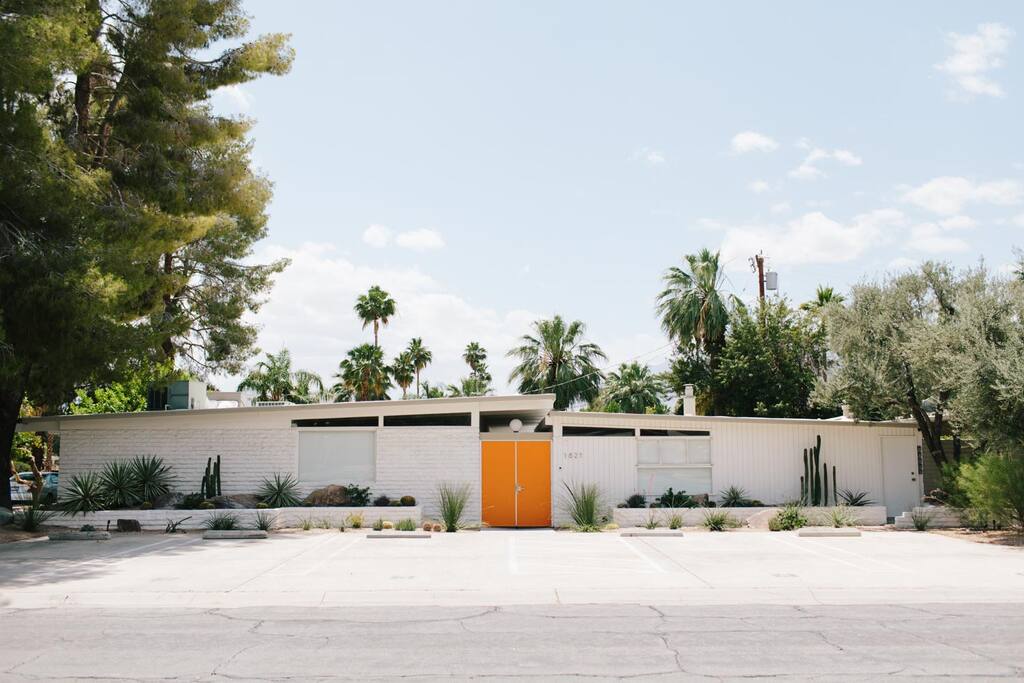 The Amado Unit 1 Apartments for Rent in Palm Springs