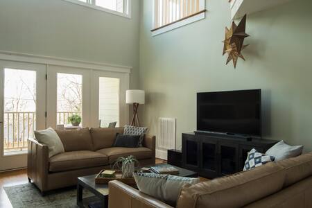 4 Bedroom Home Over Looking Uptown - Charlotte - Casa