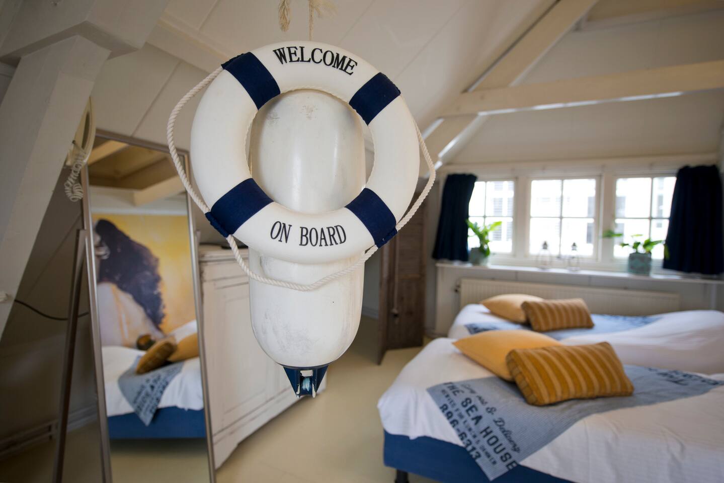 Mighty mermaid' haven studio stadswoningen te huur in middelburg ... Uitzonderlijke slaapkamers bedden