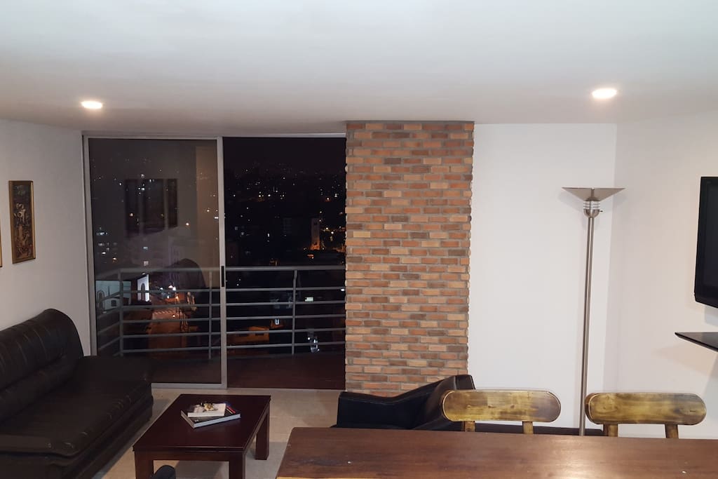 Bedroom Apt near Metro station - Apartments for Rent in MedellÃ­n