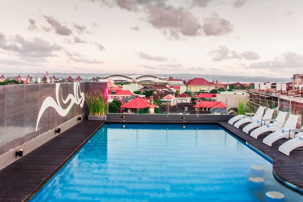 Skypool View