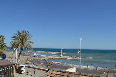 Casa Pulpo - Beachhouse - Málaga - Pedregalejo - Malaga - Maison