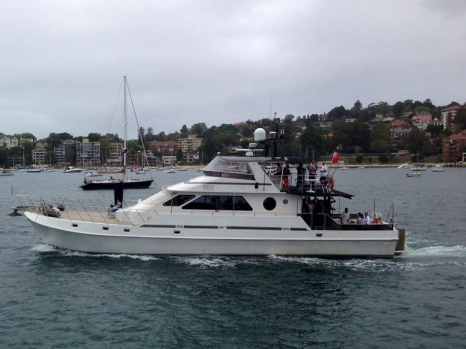 Sydney Habour 75' Motor Cruiser