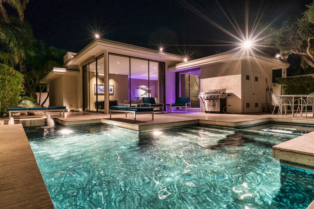 Elrod Villa: Luxury Villa, Private Pool/Spa/Views