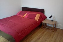 WIFI, The Plateau, 2 br, 3rd floor 