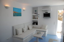 MYKONOS LUX STUDIO FOR RENT